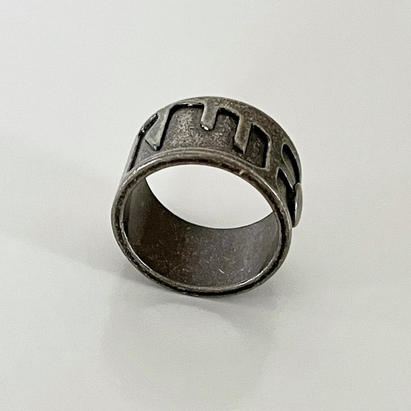 Stylish Gray Metal Ring with Accents 2.5” Circumference - Picture 10 of 14